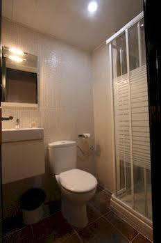 Residencia Universitaria San Agustin バルセロナ エクステリア 写真