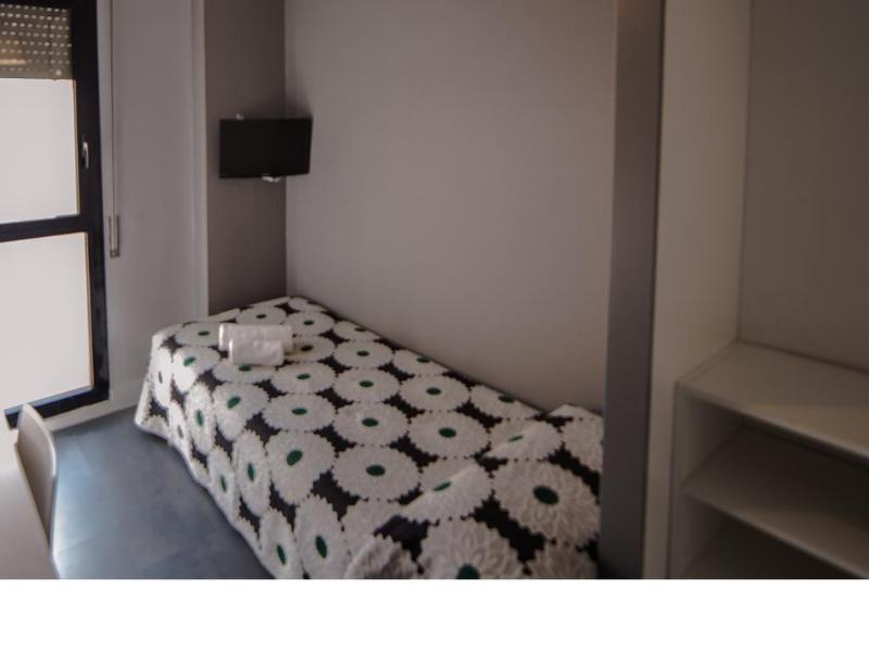 Residencia Universitaria San Agustin バルセロナ エクステリア 写真